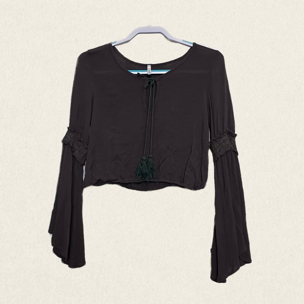 Solemio Long Sleeve Green Peasant Top
